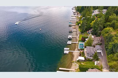 672 W Lake Sammamish Parkway NE, Bellevue, WA 98008 - Photo 12