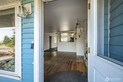 232 Bridgeway, Everett, WA 98201 - Photo 4
