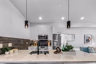 4308 Wallingford Ave N, Seattle, WA 98103 - Photo 16
