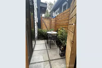 4308 Wallingford Avenue N #C, Seattle, WA 98103 - Photo 8