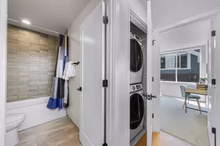4308 Wallingford Ave N, Seattle, WA 98103 - Photo 18