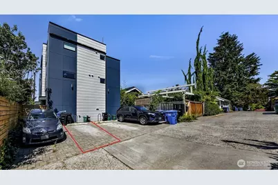 4308 Wallingford Avenue N #C, Seattle, WA 98103 - Photo 34