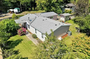 56 7th Ave, Port Hadlock, WA 98339 - Photo 2
