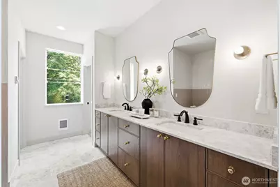 11737 40th Avenue NE #A, Seattle, WA 98125 - Photo 18
