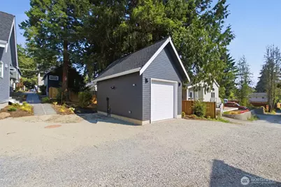 11737 40th Avenue NE #A, Seattle, WA 98125 - Photo 30
