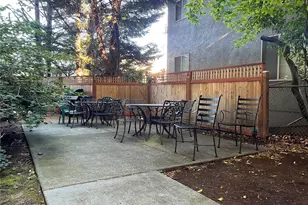 412 11th Ave, Seattle, WA 98122 - Photo 22