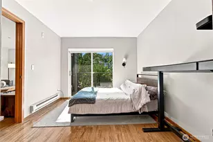 412 11th Ave, Seattle, WA 98122 - Photo 12
