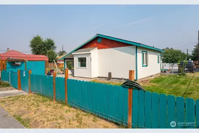 322 3rd Avenue SE, Soap Lake, WA 98854 - Photo 36