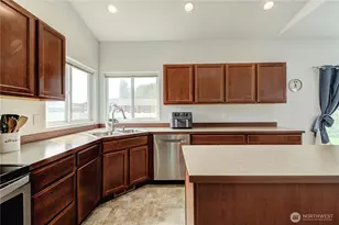 1474 Denny Pl, Rock Island, WA 98850 - Photo 10
