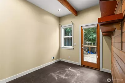 1912 E Union Street, Seattle, WA 98122 - Photo 10