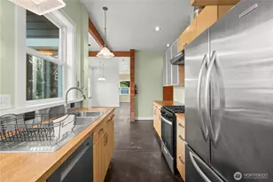 1912 E Union St, Seattle, WA 98122 - Photo 12