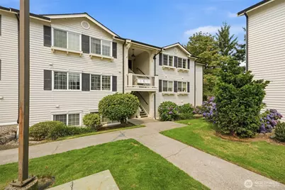 12404 E Gibson Road #L306, Everett, WA 98204 - Photo 2