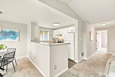 12404 E Gibson Road #L306, Everett, WA 98204 - Photo 10