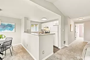 12404 E Gibson Rd, Everett, WA 98204 - Photo 10