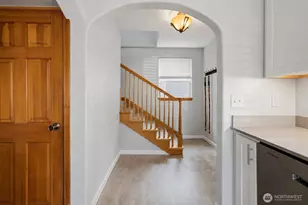 926 16th St SW, Puyallup, WA 98371 - Photo 10