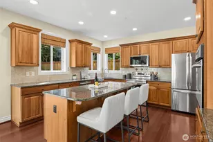 8821 SE 39th St, Mercer Island, WA 98040 - Photo 12