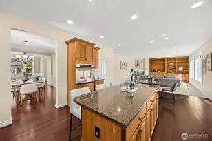 8821 SE 39th St, Mercer Island, WA 98040 - Photo 14