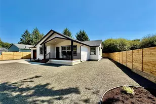 821 Shark Ct SW, Ocean Shores, WA 98569 - Photo 4