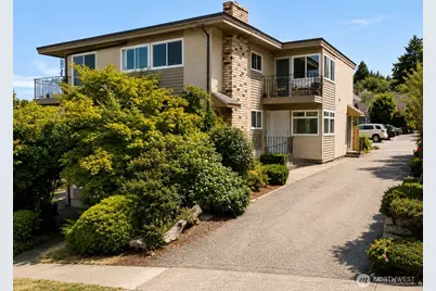 2707 W Jameson Street, Seattle, WA 98199 - Photo 2