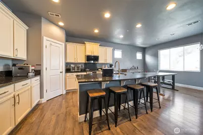 2131 186th Street Ct E, Spanaway, WA 98387 - Photo 6