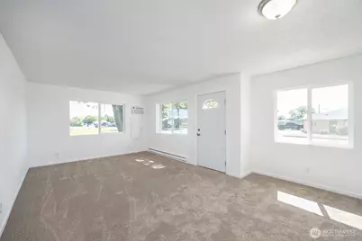2104 W Spruce Street, Moses Lake, WA 98837 - Photo 8