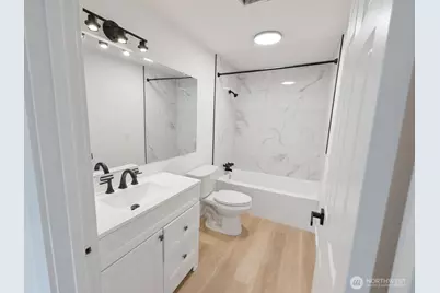 6425 7th Street NE, Tacoma, WA 98422 - Photo 6