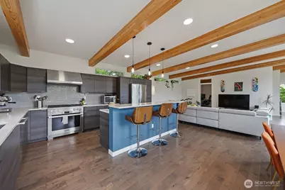 9007 Sand Point Way NE, Seattle, WA 98115 - Photo 26