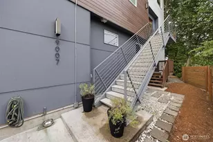 9007 Sand Point Way NE, Seattle, WA 98115 - Photo 30