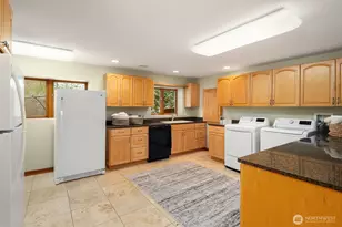 9418 SE 33rd St, Mercer Island, WA 98040 - Photo 26