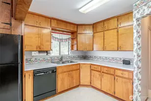 16416 Spanaway Loop Rd S, Spanaway, WA 98387 - Photo 16