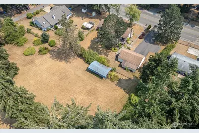 16416 Spanaway Loop Road S, Spanaway, WA 98387 - Photo 32
