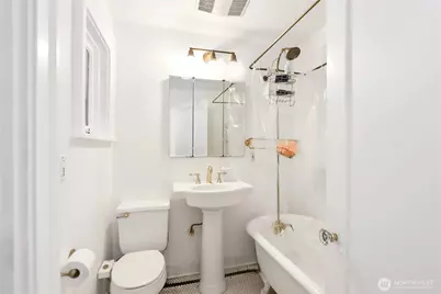 214 13th Avenue E #2, Seattle, WA 98102 - Photo 18