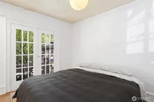 214 13th Ave E, Seattle, WA 98102 - Photo 16