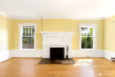 214 13th Avenue E #2, Seattle, WA 98102 - Photo 6