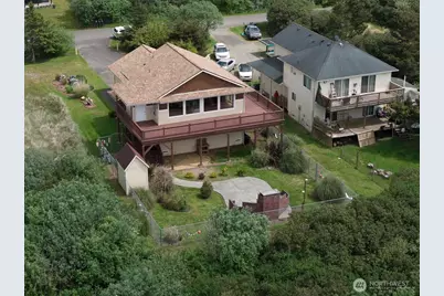 507 Sand Dune Avenue SW, Ocean Shores, WA 98569 - Photo 2