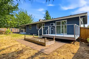 10404 NE 198th St, Bothell, WA 98011 - Photo 34