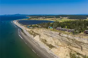 2285 W Beach Rd, Oak Harbor, WA 98277 - Photo 40