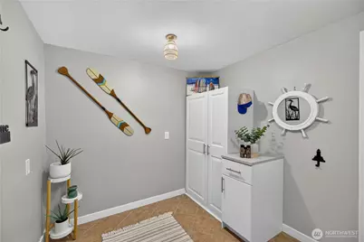 2285 W Beach Road #C, Oak Harbor, WA 98277 - Photo 8