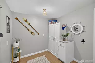 2285 W Beach Rd, Oak Harbor, WA 98277 - Photo 8