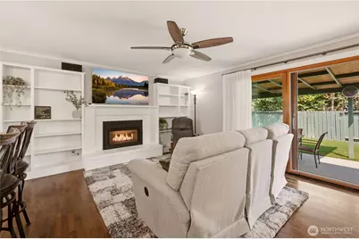9219 Elwood Drive SW, Lakewood, WA 98498 - Photo 2