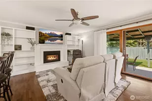 9219 Elwood Dr SW, Lakewood, WA 98498 - Photo 2