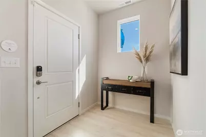 14014 179th Street E, Puyallup, WA 98374 - Photo 2