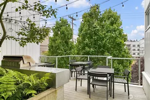 501 Roy St, Seattle, WA 98109 - Photo 16