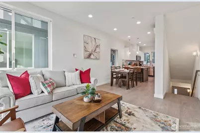 3410 15th Avenue W #B, Seattle, WA 98119 - Photo 2