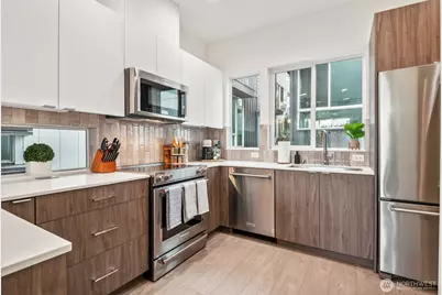 3410 15th Avenue W #B, Seattle, WA 98119 - Photo 12
