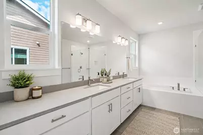 6406 213th Avenue Ct E, Lake Tapps, WA 98391 - Photo 14