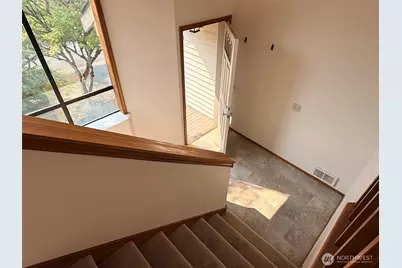 19242 98th Avenue S, Renton, WA 98055 - Photo 2