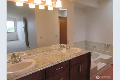 19242 98th Avenue S, Renton, WA 98055 - Photo 16