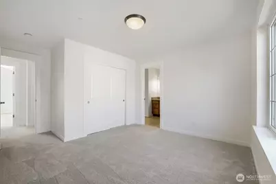 126 209th Place SW, Lynnwood, WA 98036 - Photo 14