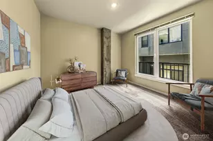 81 Clay St, Seattle, WA 98121 - Photo 8